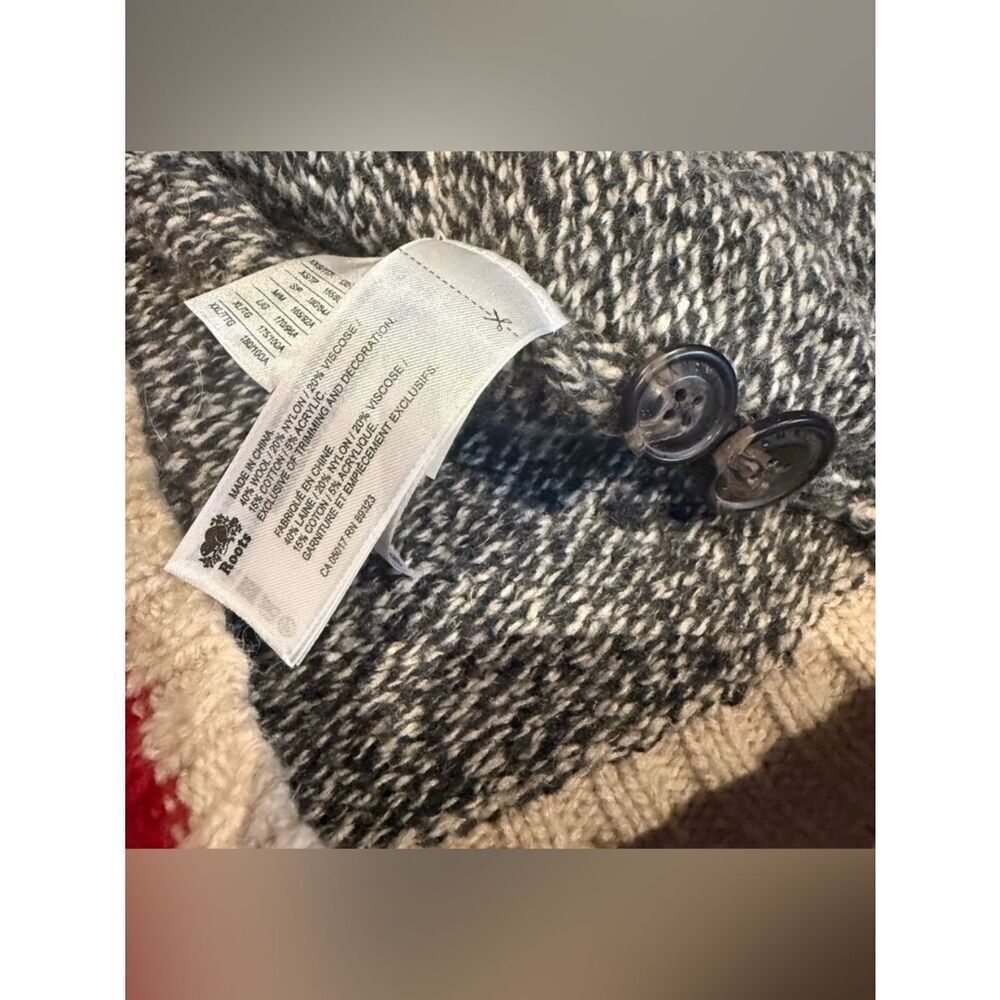 🛍️ HOST PICK! 🍾Roots Unisex Cabin Knit Shawl Collar Cardigan Sweater - Picture 4 of 11